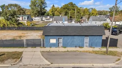 Versatile Commercial Property on 8 Mile