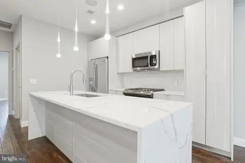 New Condo with Private Roof