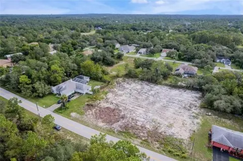 Spacious Land in Spring Hill