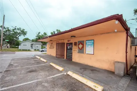St. Petersburg Retail Opportunity Zone Property