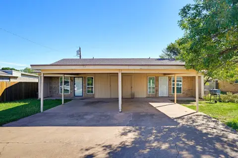 Duplex with Covered Parking