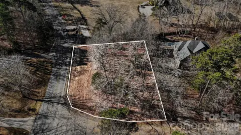 Wooded Lot in Quiet Neighborhood