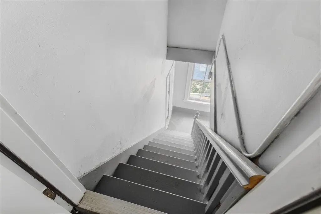Picture 30