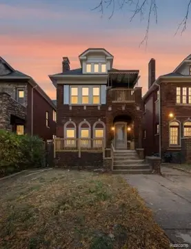 Detroit Duplex with Recent Upgrades