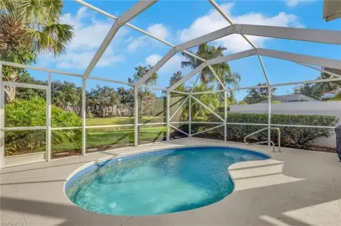 Duplex with Private Pool