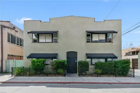 Long Beach Four-Unit Apartment Building