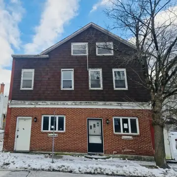 Triplex on Corner Lot