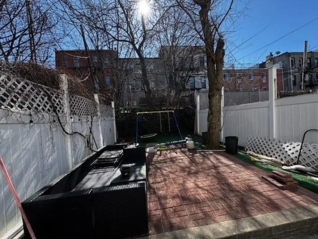 Picture 19