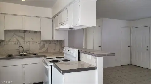 Triplex with On-Site Laundry