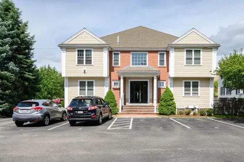 Eight-Unit Apartment Building