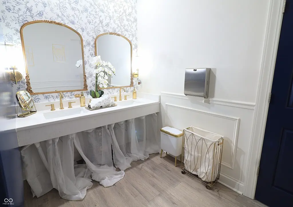 Picture 12