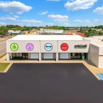 Renovated Flex Spaces For Lease