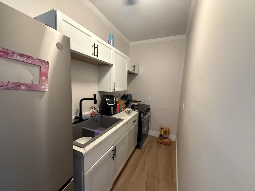 Picture 10