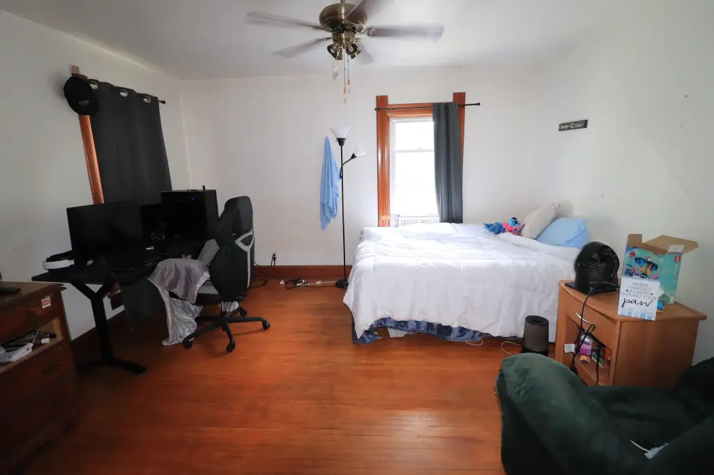 Picture 9