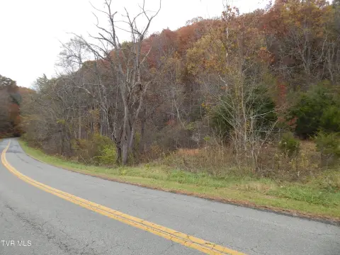 Abingdon, VA Wooded Land