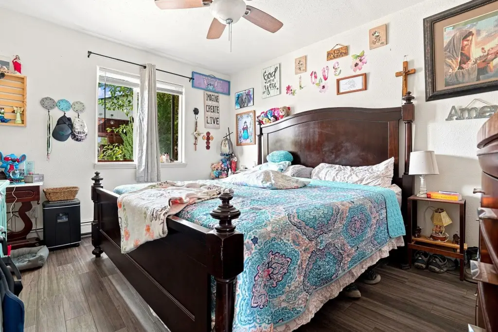 Picture 9