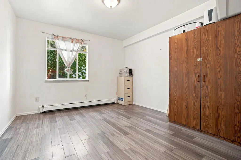 Picture 6