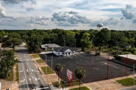 Renovated Commercial Space on Corner Lot