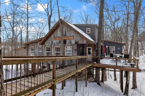 Unique Mixed-Use Property with Treehouse