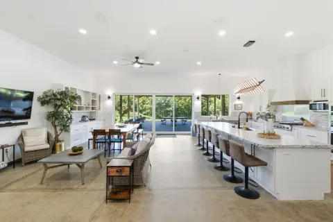 Short-Term Rental Retreat