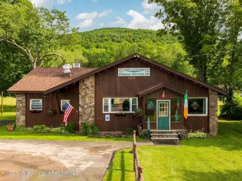 Iconic Windham Pub Opportunity