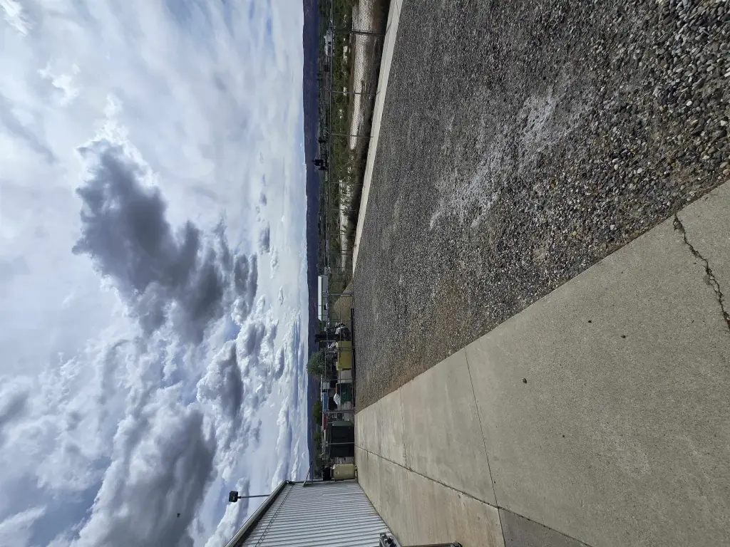 Picture 3