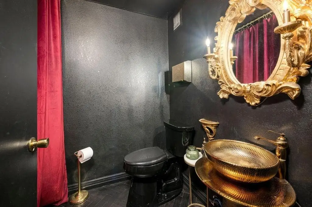 Picture 19