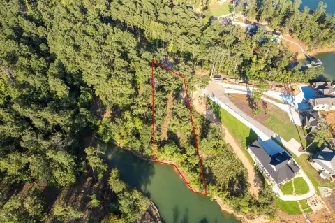 Waterfront Land in Slick Ford