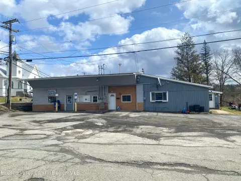 Mixed-Use Property in Meridale, NY