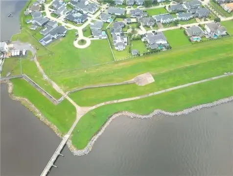 Land in Gated Kenner Community