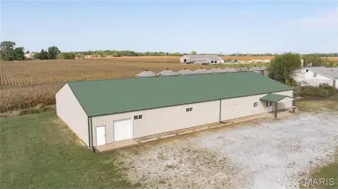7,200 SF Building on 2 Acres