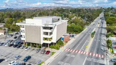 Retail Space in Whittier, CA