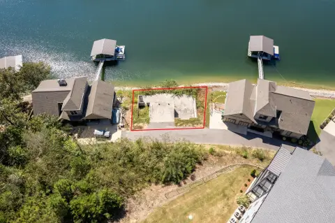 Waterfront Land in Mallard Pointe