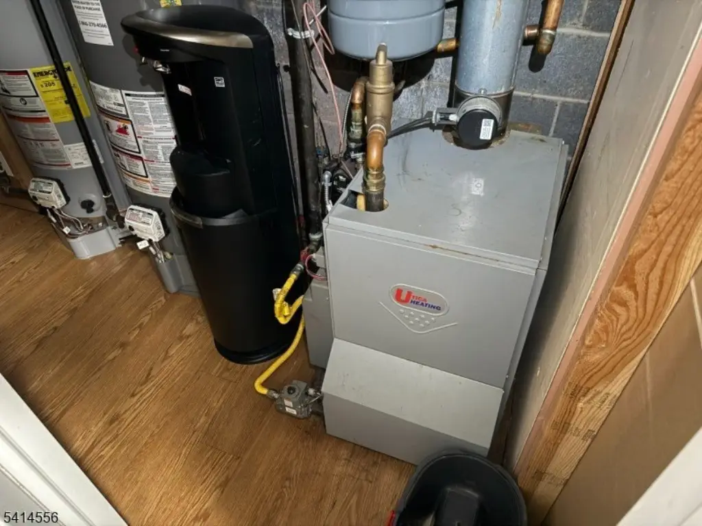 Picture 16