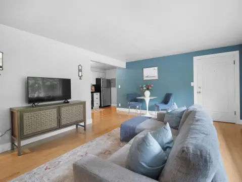 Updated Furnished Condo