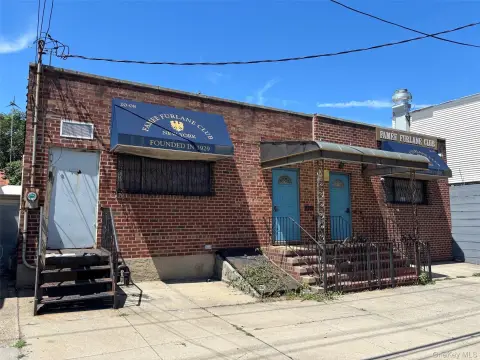 Brick Wedding Venue with HVAC