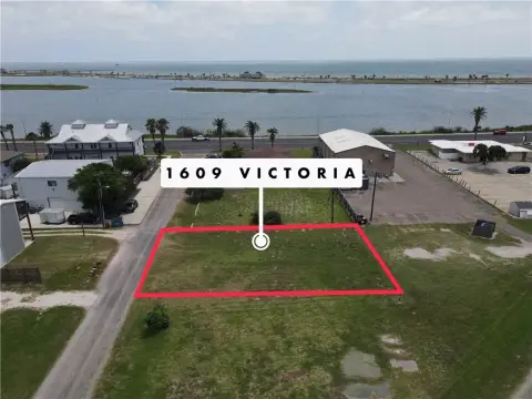 Prime Lot in Rockport, TX