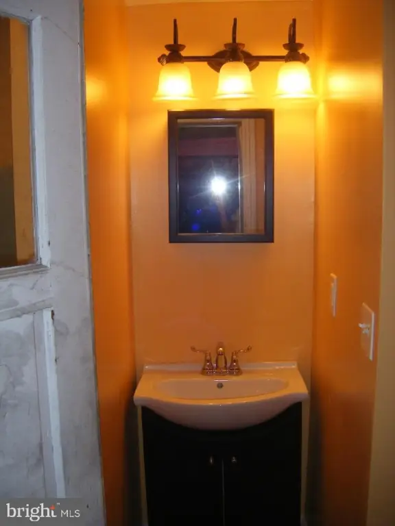 Picture 3