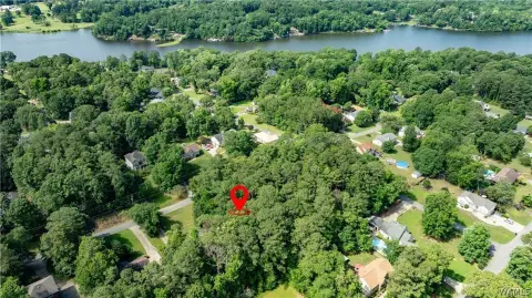 Residential Lot in Lake View