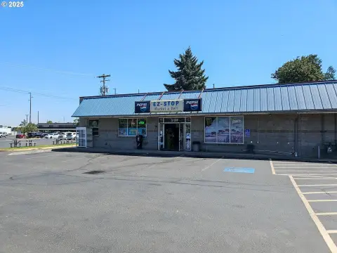 Convenience Store Building