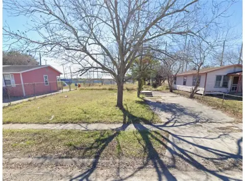 Residential Lot in Growing Area