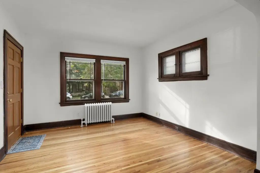 Picture 4