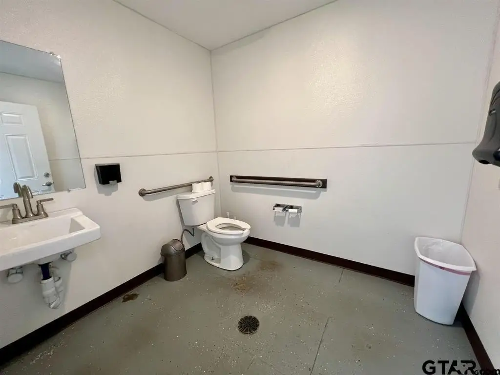 Picture 36
