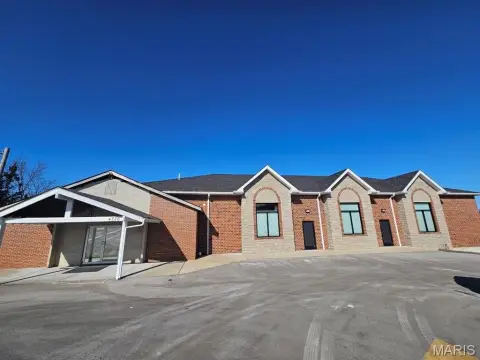 Hillsboro Church with Conversion Potential