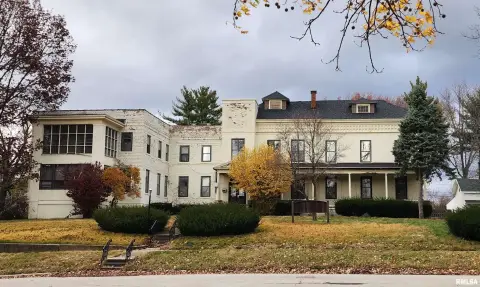 Historic Multifamily Building in Springfield