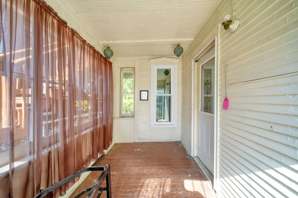 Picture 9