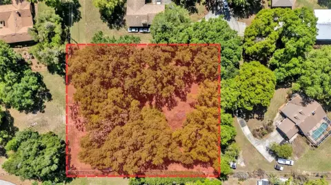 Residential Land in Lakeland, Florida