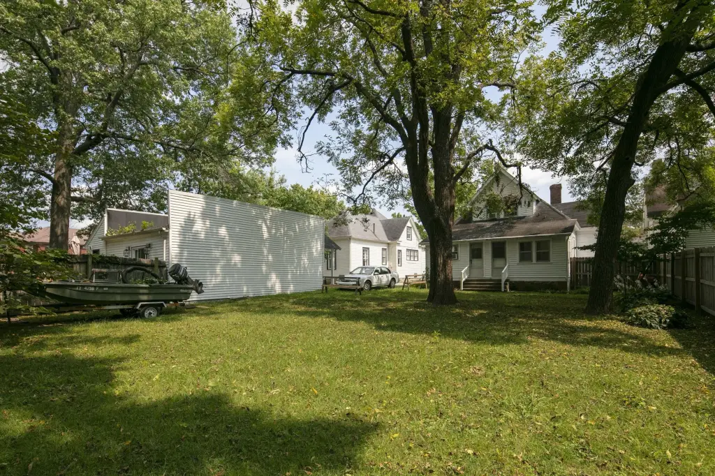 Picture 25