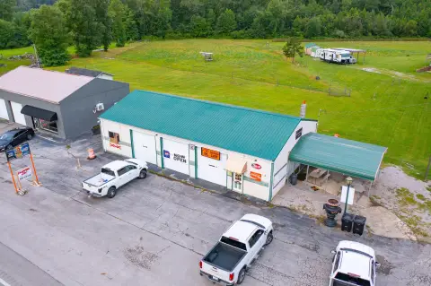 Flex Building with Four Bay Doors
