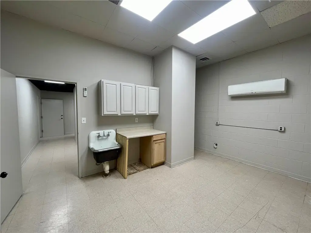 Picture 10